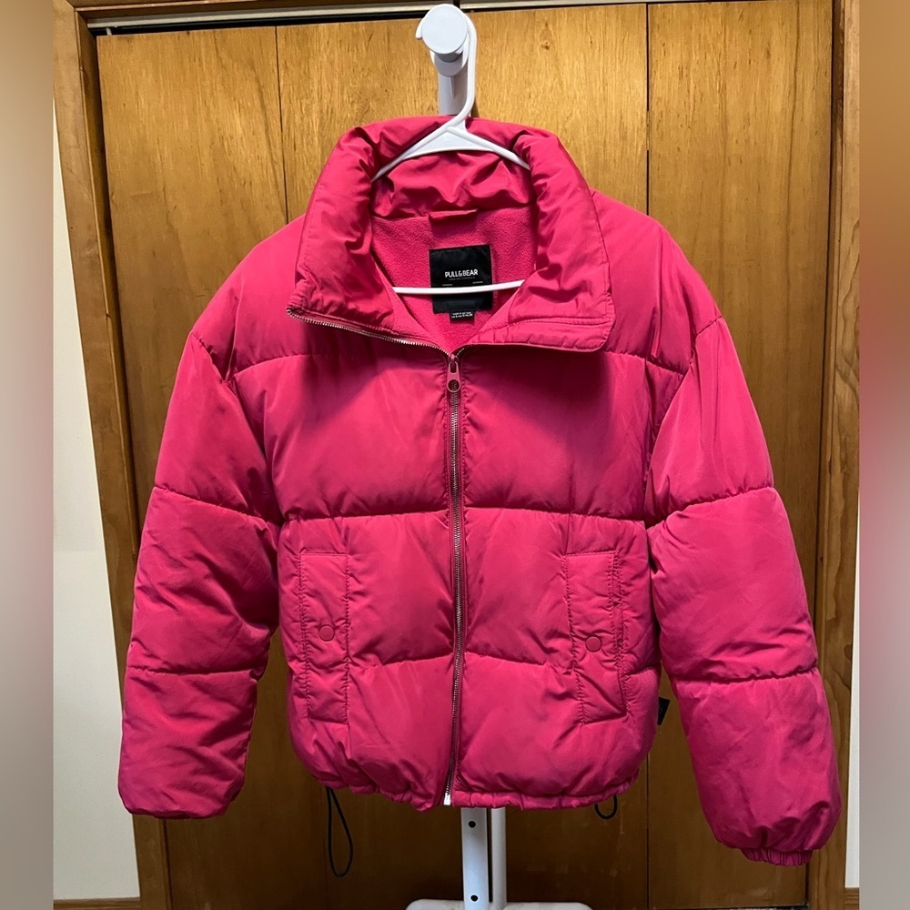 Pull& Bear Pink Puffer Cropped Puffer  Jacket Size Small